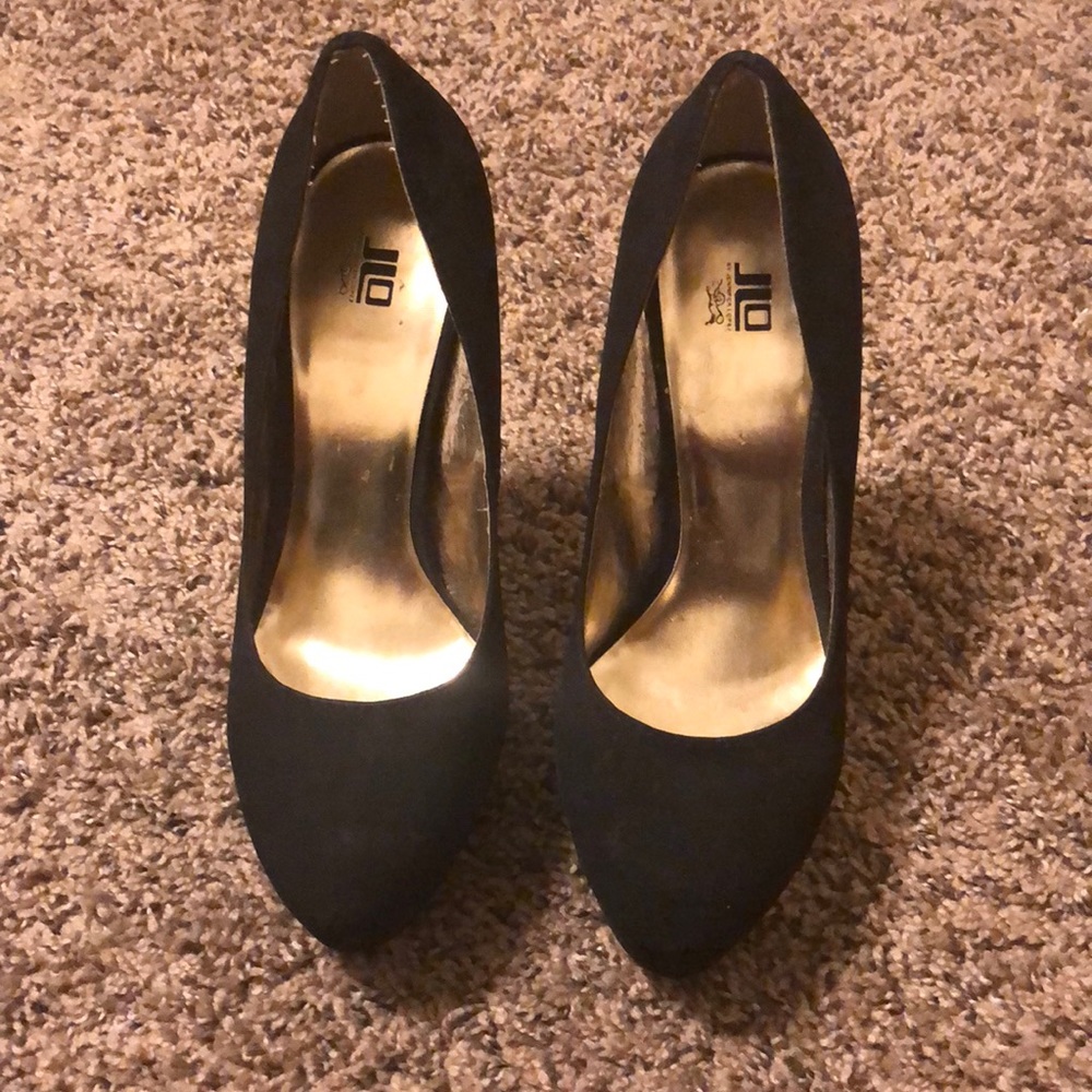 Black heels